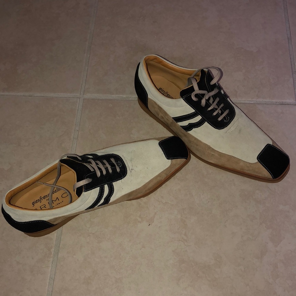 Dress shoes